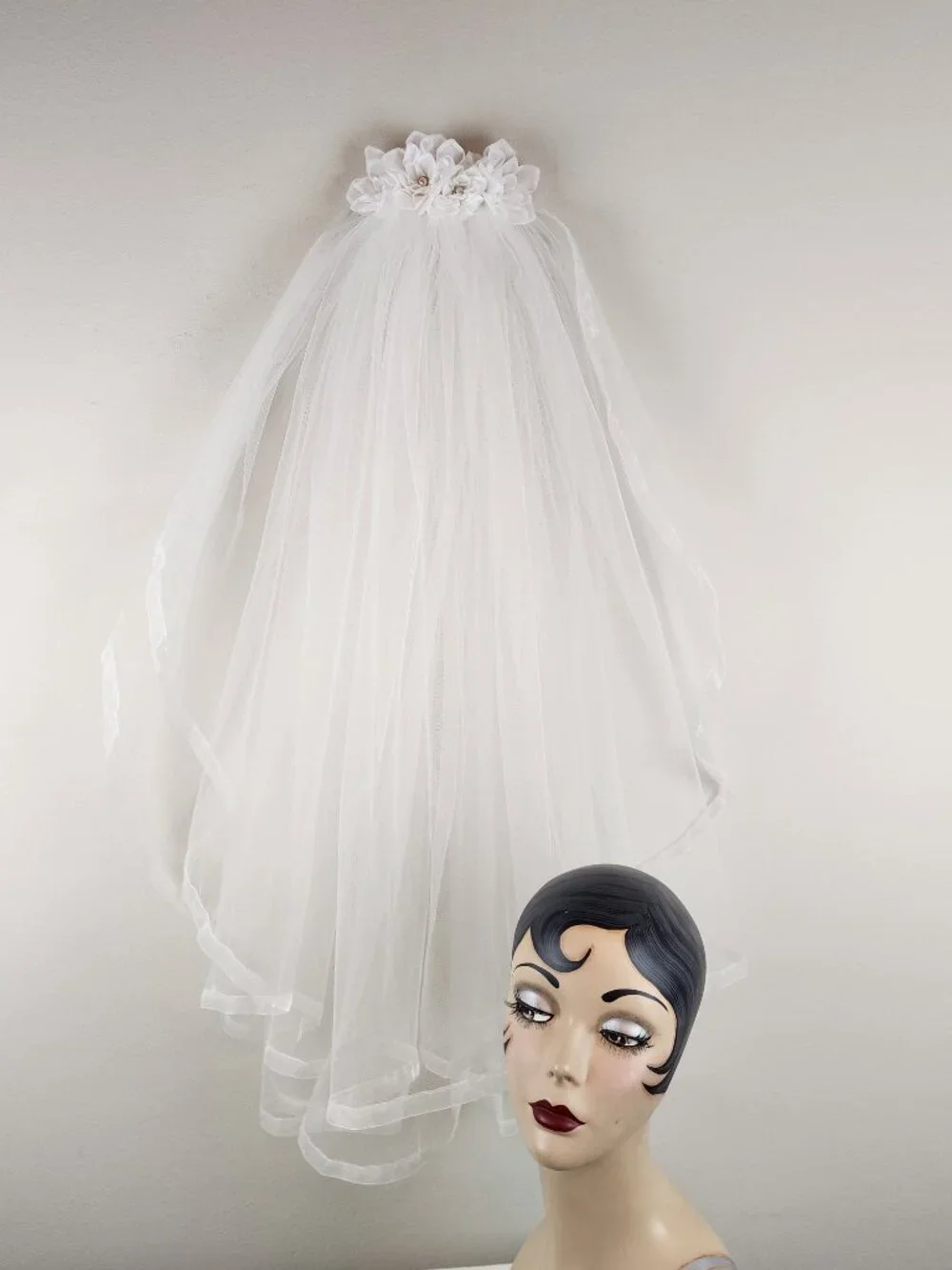 Vintage White Tulle Double Layer Wedding Bridal Veil w/ White Roses Rhinestones